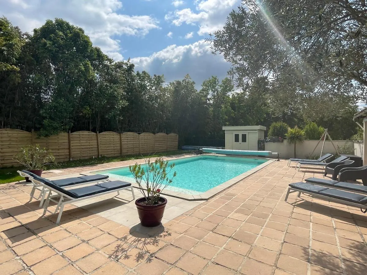 Bed & Breakfast Les Hauts De Beillard Merville